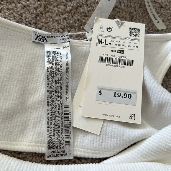 Zara wht top - Picture 3 of 3